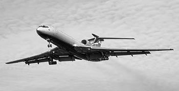 Wiki у-154 (по кодификации НАТО: Careless — «Беззаботный») — трёхдвигательный пассажирский самолёт для авиалиний средней протяжённости, разработанный в 1960-х в СССР в КБ Туполева для замены Ту-104