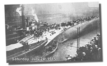В 1915 году перевернулся круизный корабль Eastland, перевозивший туристов по реке Чикаго: погибли все 844 пассажира и экипаж.