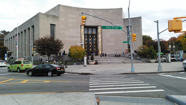 Brooklyn Public Library New York. Entrance Grand Army Plaza