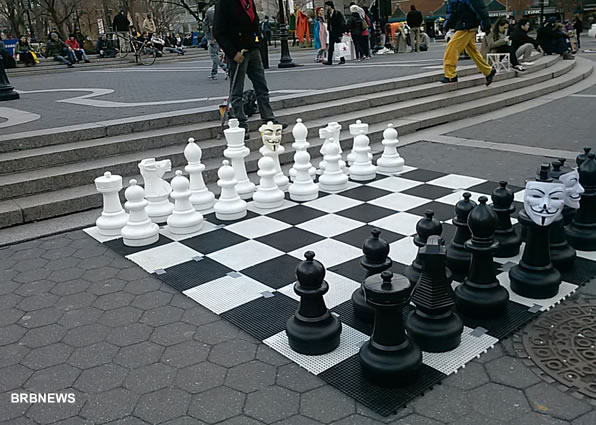 Шахматы на Юнион Сквер Манхэттен Нью-Йорк
